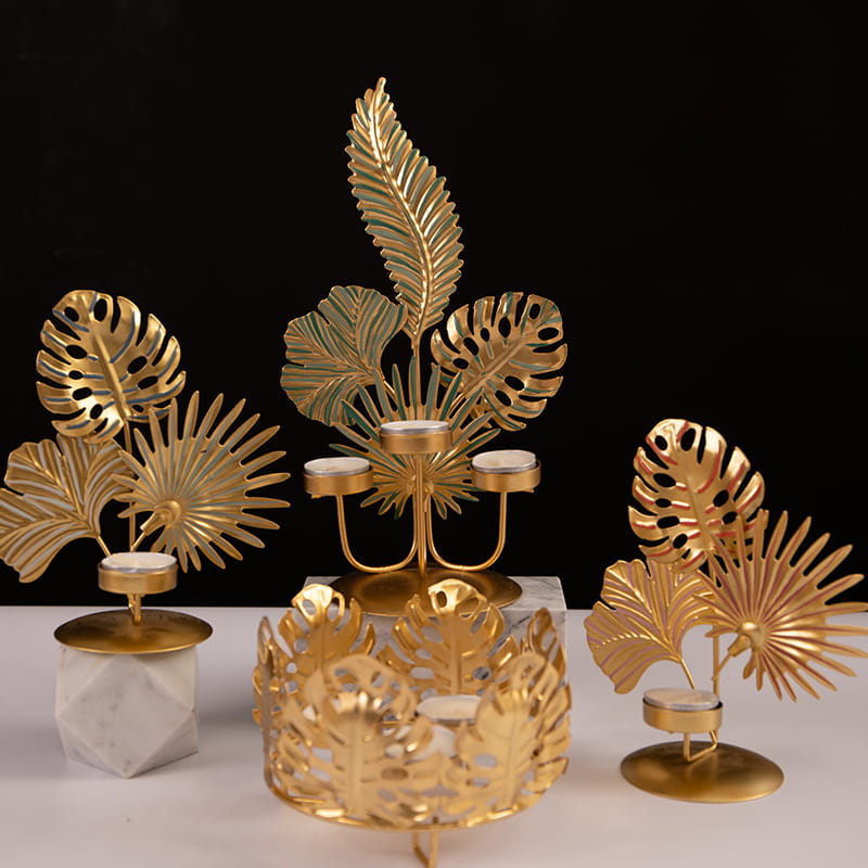 Hochzeitsdekorationen, Partys oder alltägliche Wohnkultur Verschiedene Blätter geformter Teelichthalter aus Metall